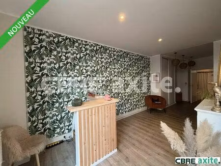 location commerce bourgoin-jallieu 53 m²