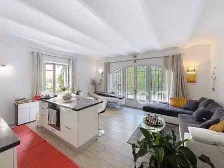 cannes - rez-de-jardin - t3 55 m² - bourgeois - terrasses - cave