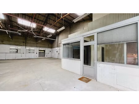 location local commercial carcassonne 11000