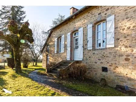 vente maison 6 pièces 90 m² à condat-sur-ganaveix (19140)  182 000 €
