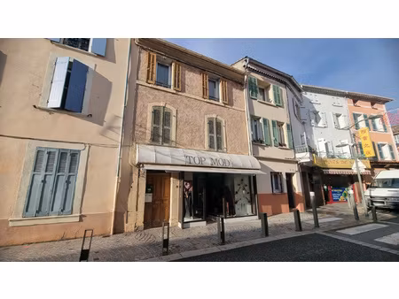 achat immeuble 121m² la crau 83260