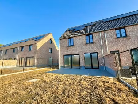 huis te koop in oosteeklo