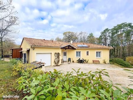 propriété 5 pièces 130 m²