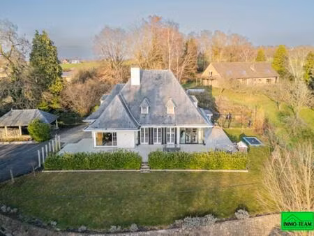 villa te koop in lennik