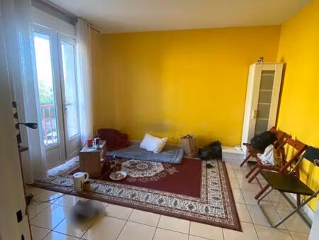 coquet studio proche commerces et tramway à montpellier !