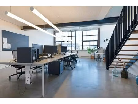 industriële loft in oude wattenfabriek – herzele