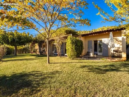 villa 5 pièces 135m²