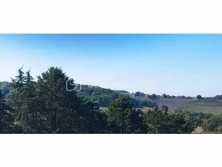 corps de ferme de 126 m² à sainte-gemme-martaillac