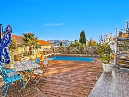 maison de luxe de 5 pièces en vente à marseille  france