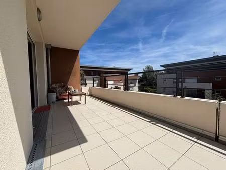 appartement de luxe de 3 pièces en location à prévessin-moëns  france