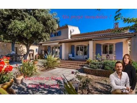 a vendre maison rénovée à grans 150m2 avec un terrain de 5300m2