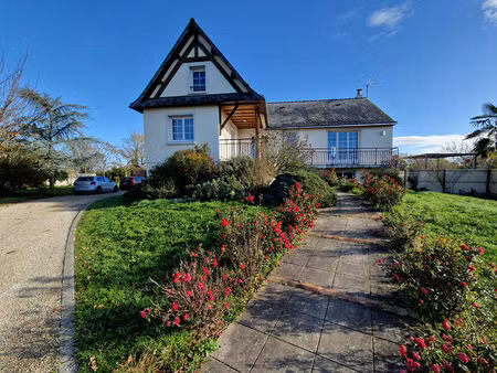 vente maison 8 pièces  167.00m²  saint