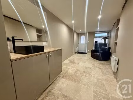 divers à vendre - 19 m2 - fontainebleau - 77 - ile-de-france