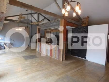 local commercial à louer