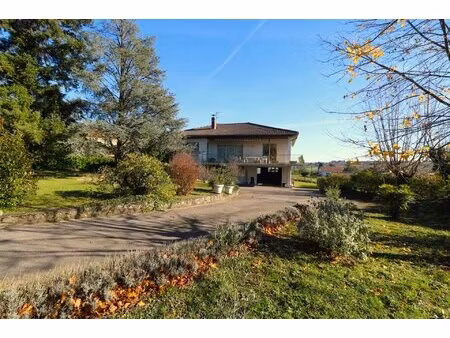 maison 228 m² habitables sur 3406 m² terrain