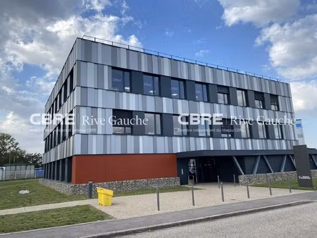 location local professionnel 353m² entzheim 67960