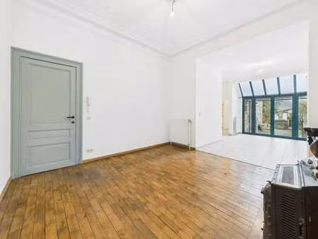 appartement 1 chambre avec grand jardin privatif