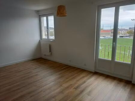 location appartement 1 pièce 29 m² à harfleur (76700)