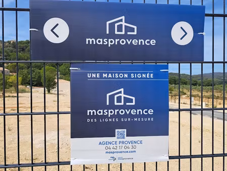 vente terrain 916 m² à lauris (84360)  230 000 €