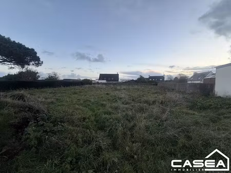 vente terrain à batir à plomeur (29120)  97 400 €