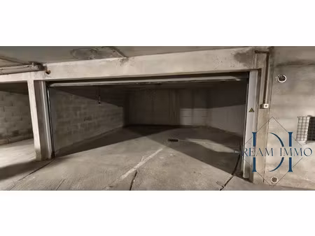 vente parking 35 m² à montpellier (34000)  38 000 €