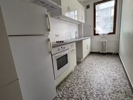 location appartement 2 pièces 44 m² à mazamet (81200)  400 €