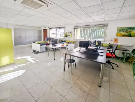 bureaux cesson 3 pièce(s) 100 m2