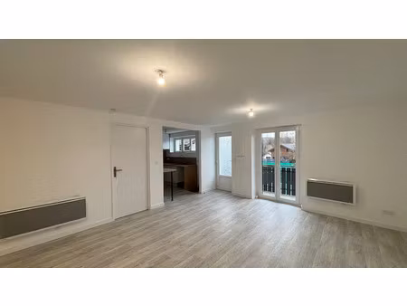 location appartement 3 pièces 76.14 m² à ville-la-grand (74100)  1 400 €