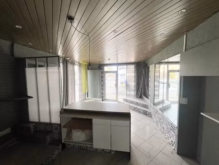 location locaux professionnels 45 m² à tarbes (65000)  630 €