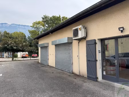 location locaux professionnels 159 m² à viviers-du-lac (73420)  817 €