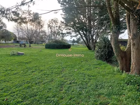 vente terrain 2323 m² à pisany (17600)  55 000 €