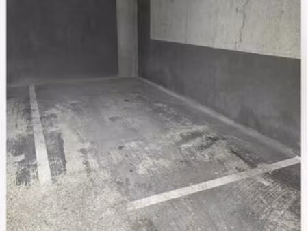 parking souterrain sécurisé et vidéosurveillé