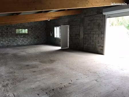 hangar de stockage 100 m2