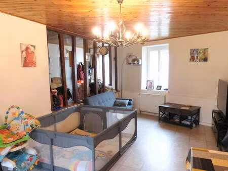 87460 bujaleuf - maison familiale de 140 m²