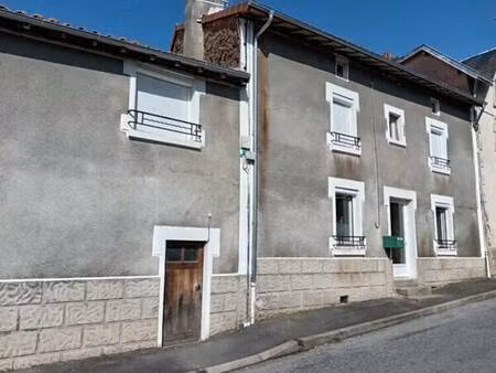 87460 bujaleuf - maison familiale de 176 m²