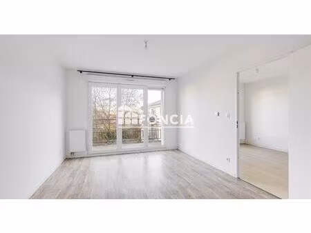 appartement t2 de 41 m2 avec balcon et place de parking