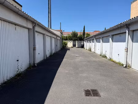 romainville limite montreuil  villiers-barbusse  3 parcelles de terrains pour 524m². 17 bo