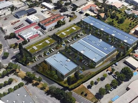 location local d'activités valence 13 297 m²