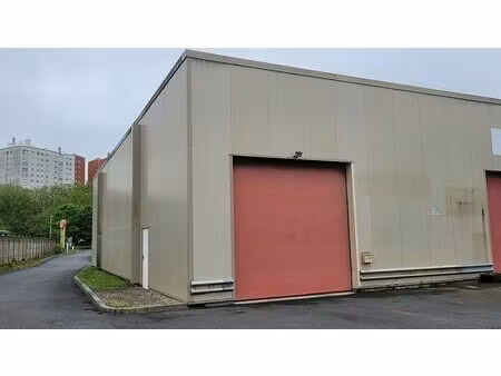 location local d'activités le grand quevilly 200 m²