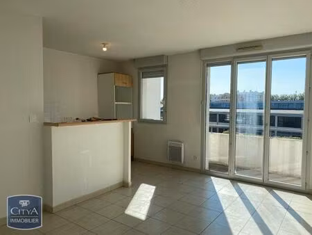 location appartement 3 pièces 56m² auterive 31190