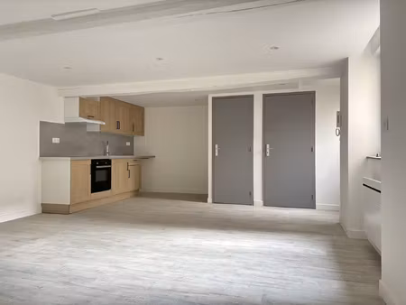 location appartement 2 pièces 51m² charlieu 42190