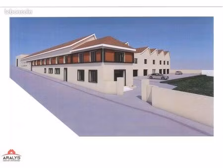 terrain 536 m² riorges