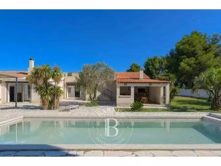 villa de luxe à vendre à sausset-les-pins : 895 000 € | 240m²