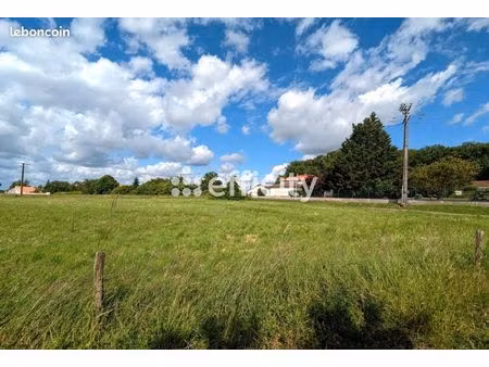 terrain 6 020 m² claix