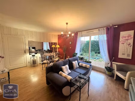 appartement à louer 2 pièces 42.95 m² - chinon (37) - 596€