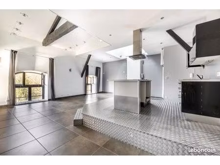 superbe duplex 91 37 m² avec parking – château de la vauxonne