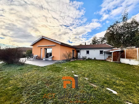 frontenas très belle villa récente 145 m2  séjour-salon-cuis