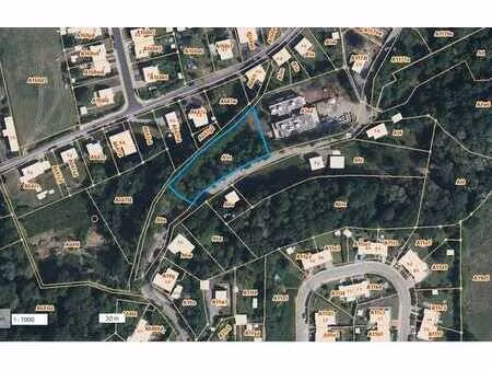 terrain en zone d'habitat à huy