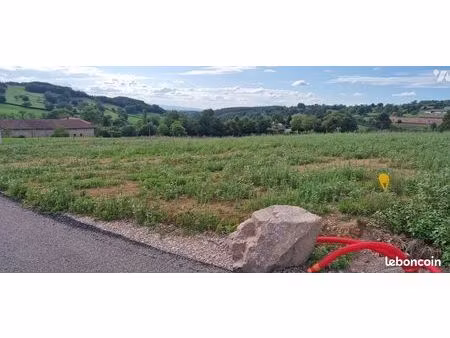 terrain 520 m² mars