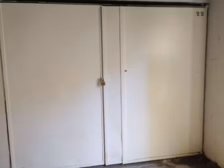 boxe fermé à louer